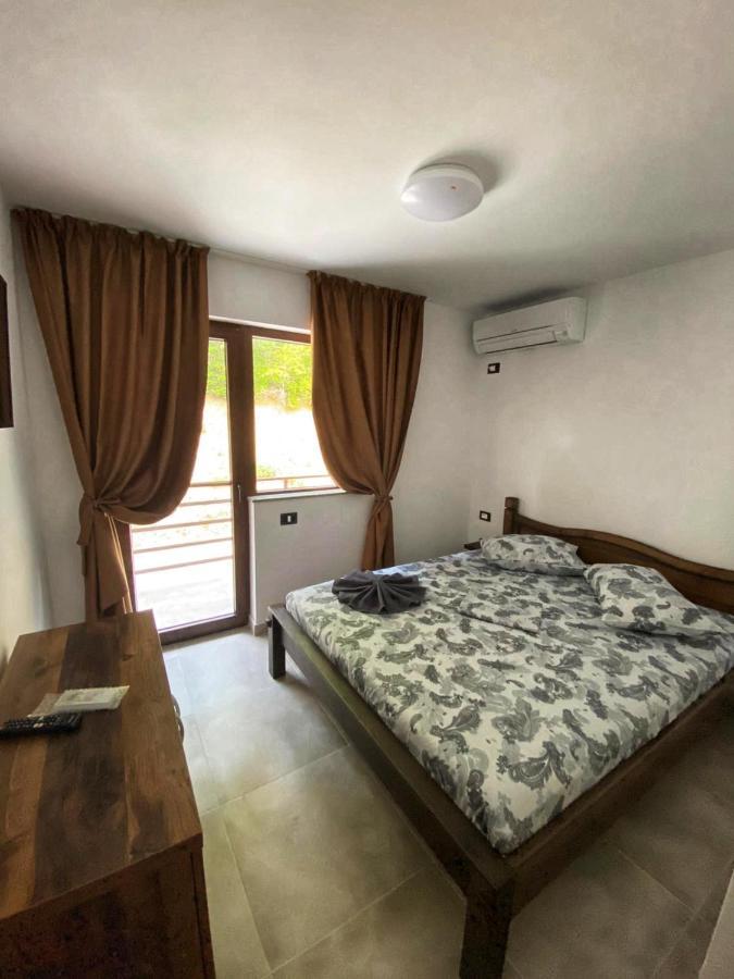 Vila Levitas Apartamento Dubova Exterior foto